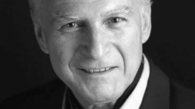 Slavní Češi v Paříži: Karel Hábl (86) posnídal v latinské čtvrti