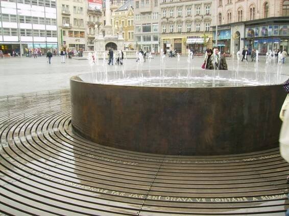 Náměstí Svobody - Kašna Brno