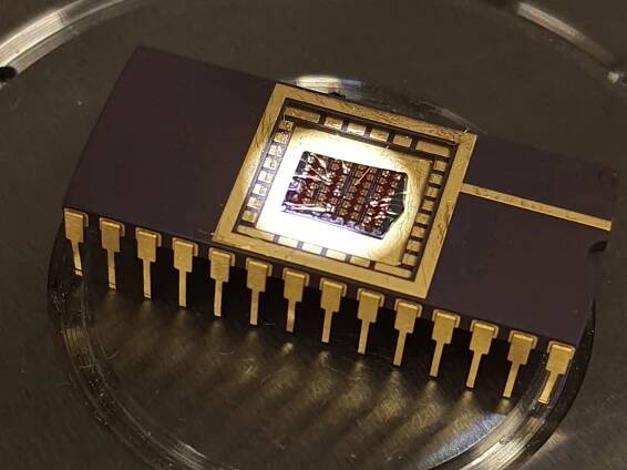 UltraRAM Demos Prototype Chip, Secures Funding to Validate Commercial Potential