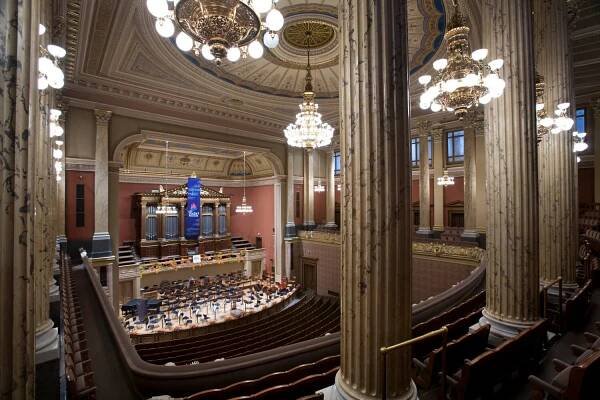 PRAHA – RUDOLFINUM: PO STOPÁCH REKONSTRUKCE — Den architektury Archív