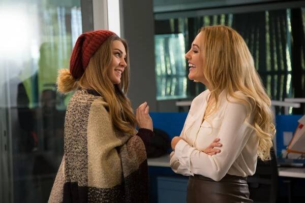 Aslı Enver, Meryem Uzerli - Öteki Taraf - Z natáčení