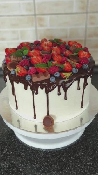 Obsahuje obrázek: Cake