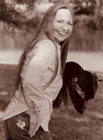Bobbie Nelson | www.stillisstillmoving.com