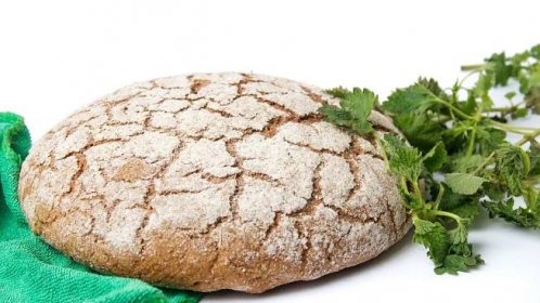 Recept na jarní chléb s kopřivami - Novinky