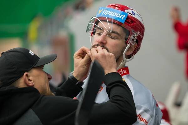 Mountfield HK, a.s. | Fotogalerie | Hráč | Lukáš Cingel