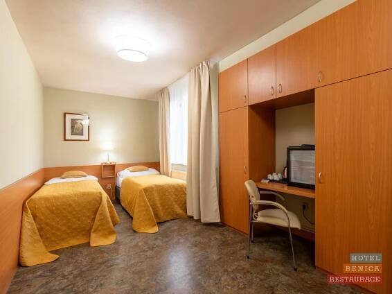 Hotel Benica Benesov  Exteriér fotografie