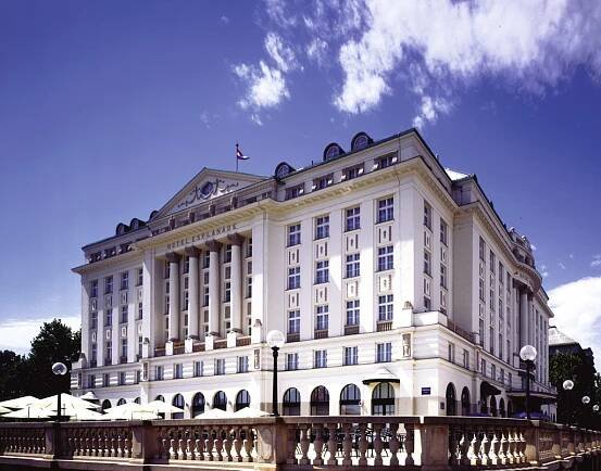 THE REGENT ESPLANADE HOTEL – reconstruction | B&P Architecture