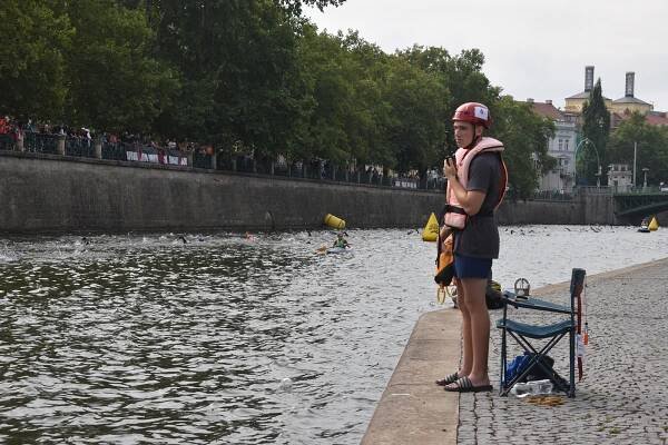 Slavný triatlonový závod Ironman 70.3 se vrací do Hradce