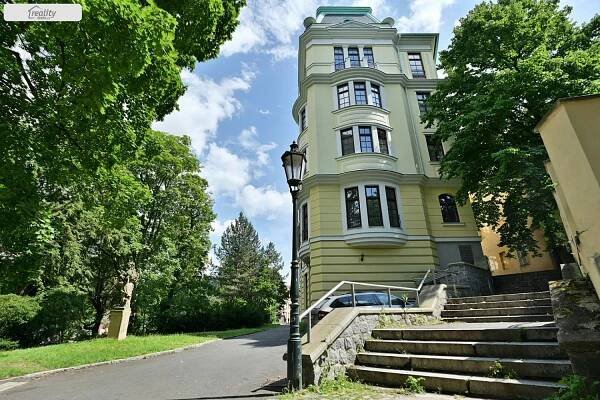 Prodej Byt 4+kk, Zámecký vrch, Karlovy Vary