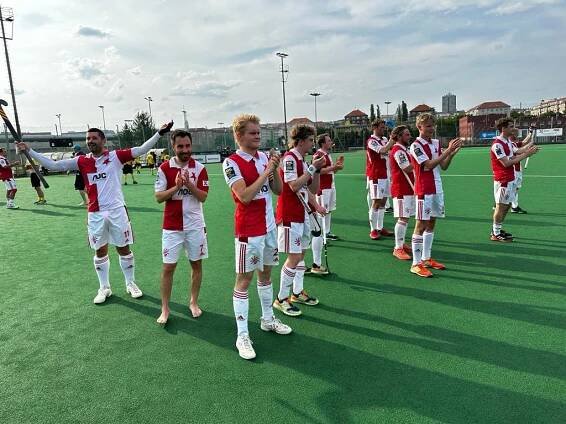 Muži „A“ – postoupili do finále extraligy! – SK SLAVIA PRAHA