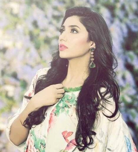 Mahira Khan Salwar Kameez Old Photo