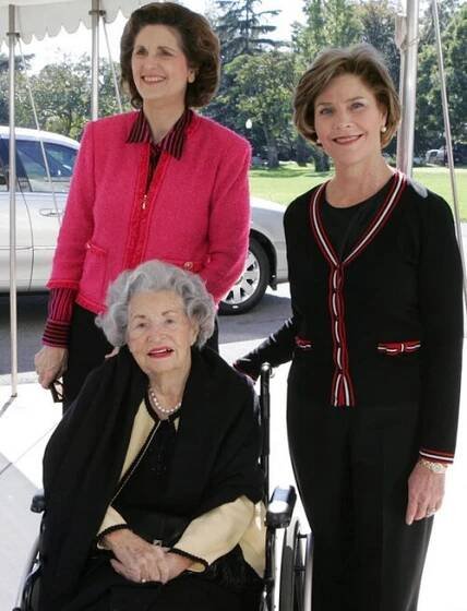 Lady Bird Johnson - Wikimedia Commons