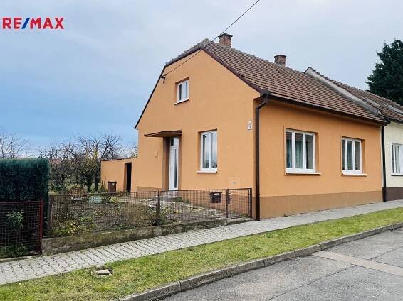 Pronájem Dům, Janáčkova, Šlapanice, okres Brno-venkov