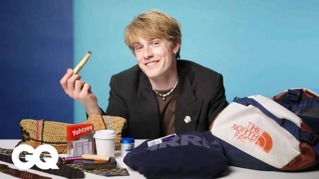 LOUIS HOFMANN: 10 Dinge, ohne die der Schauspieler nicht leben kann