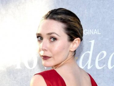 Elizabeth Olsen gives frank answer to question about letting children work in Hollywood