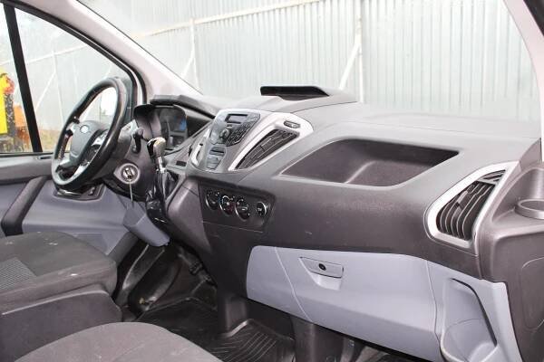 FORD TRANSIT CUSTOM 2.2TDCI/74KW, L2H1, KLIMA, TEMPOMAT