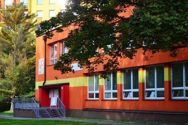Dům dětí a mládeže, Ostrava - Poruba foto 1