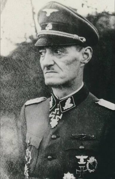 File:Oskar Dirlewanger(1944).jpg - Wikimedia Commons