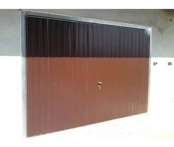 Garážová vrata 2,7×2 m - hnědá