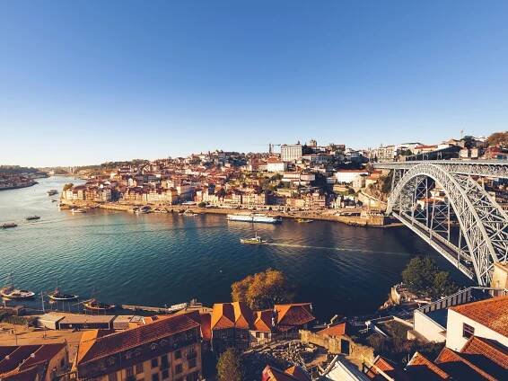 Porto introduces new alcohol ban for main areas