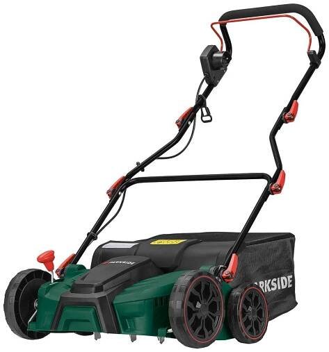 Elektrický vertikutátor Parkside pro trávník.