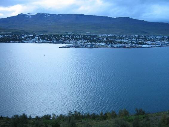 Akureyri, Island, Město, Hory, Fjord