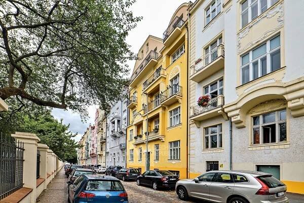 Pronájem byty 4+kk, 95 m2 - Praha - Vinohrady