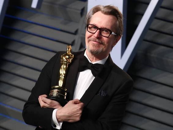 Gary Oldman