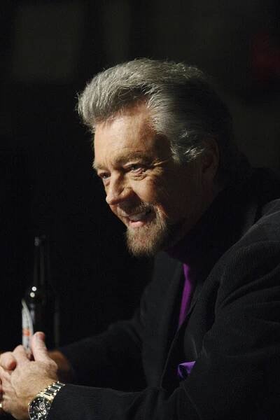 Stephen J. Cannell - Castle na zabití - Květiny na tvůj hrob - Z filmu