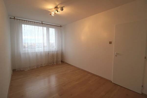 Pronájem bytu 3+1, 70m2, Praha 11- Chodov