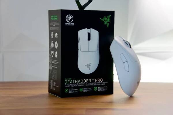 DeathAdder V3 Pro