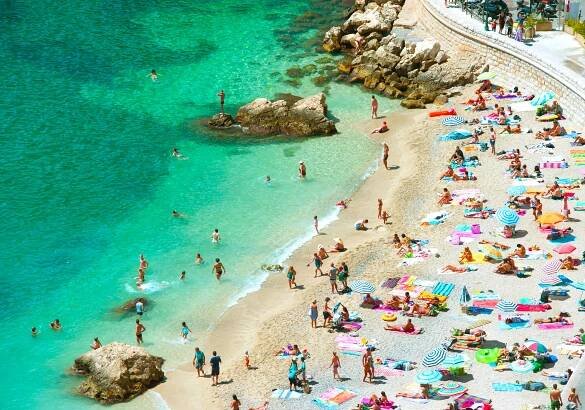 Pláž Côte d'azur, Nice, Francie — Stock obrázek