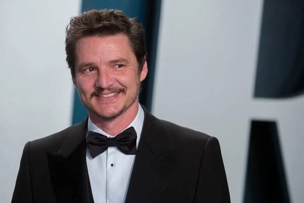 Hvězda Hry o trůny i Hvězdných válek ukázala krásnou sestru (28): Loni byla ještě mužem!