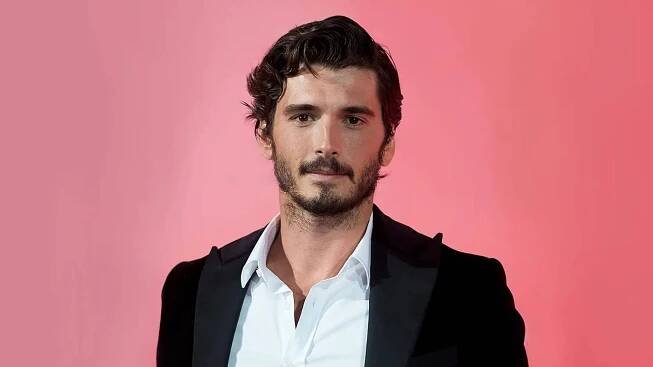 Yon González - Telenovely.net ... vše o telenovelách na jednom místě
