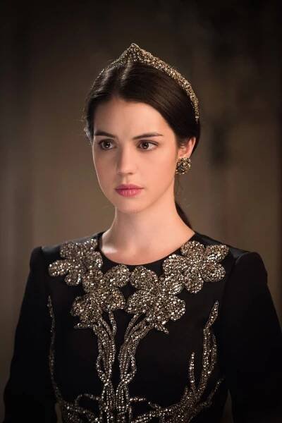 Království - Obléhání - Z filmu - Adelaide Kane