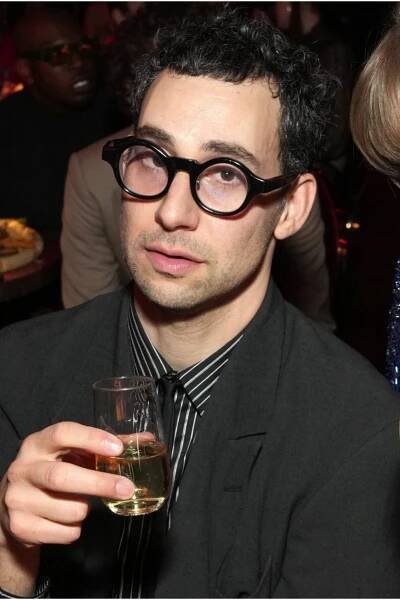 Billie Eilish Fans Think Jack Antonoff Just Threw Shade at Her Music Amid Taylor Swift Feud Rumors