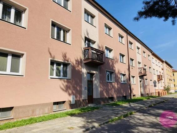 Prodej prostorného bytu 2+1 na ulici Rokycanova v Olomouci, 3 500 000 Kč