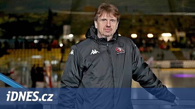 Ohera zaplatí za slepecké hole 20 tisíc, do konce sezony nesmí na střídačku - iDNES.cz