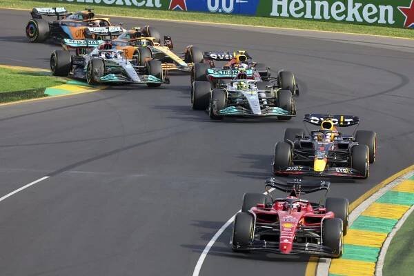  Monacký závodník Charles Leclerc ovládl Velkou cenu Austrálie vozů formule 1.