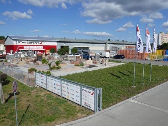 Prodejce betonové dlažby, plotů a tvarovek Diton na adrese: Nádražní 972, Jaroměř