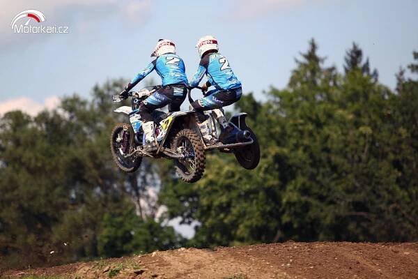 Fotogalerie Republikový šampionát sajdkár a čtyřkolek v Jiníně | Motorkáři.cz