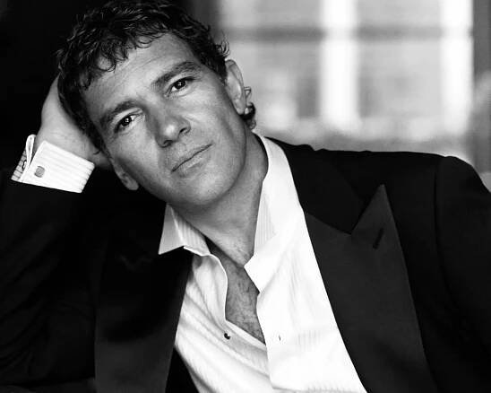 Filmový Zorro slaví 62. narozeniny. Jak vypadá Antonio Banderas dnes?