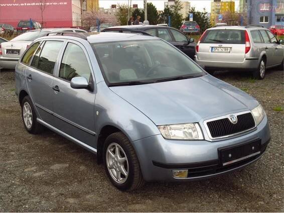 Škoda Fabia 1,4 16V, serv.kniha, zachovalá | CarMoto.cz 