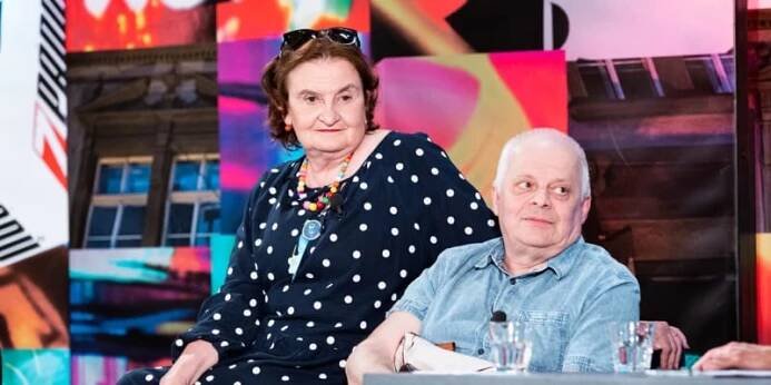 Bohumil Klepl a Eva Holubová vtipkovali v show 7 pádů Honzy Dědka.