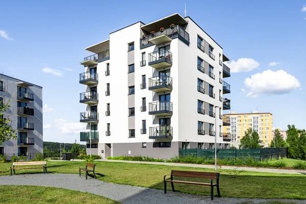Pronájem bytu 1+kk a garsoniéry Plzeň 12 900 Kč za měsíc, foto 3
