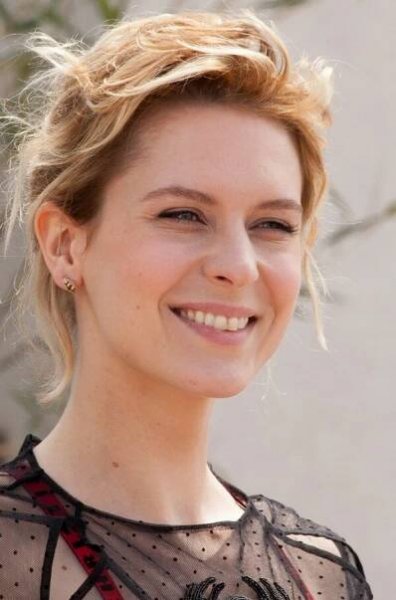 Elena Radonicich - Wikipedia