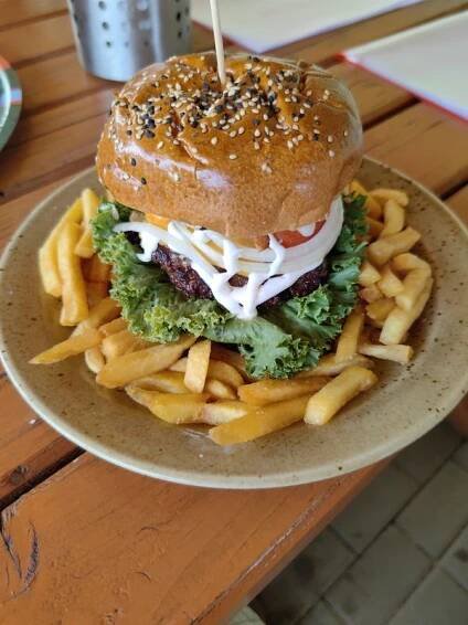 Barney's pizza foto 4