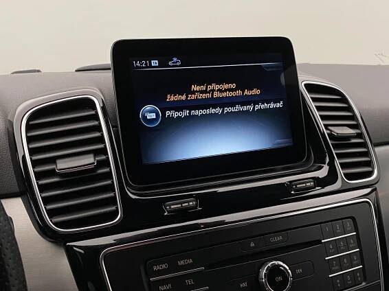 Mercedes-Benz GLE 500 E 4MATIC PLUG-IN AUT CZ    - náhled 42