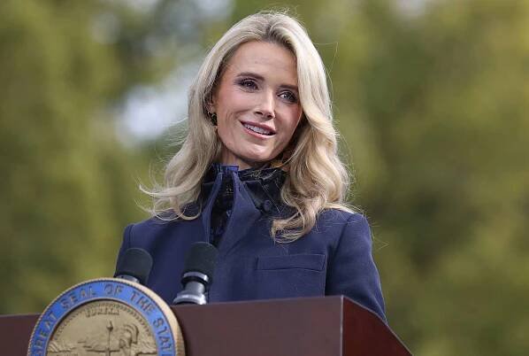 Jennifer Lynn Siebel Newsom recites the poem: Together We Go, California at Gavin Newsom's inauguration ceremony at the Capitol Mall on Jan. 6, 2023.