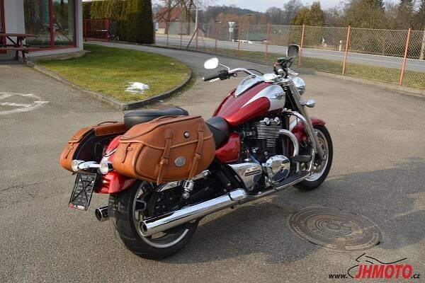 Triumph Thunderbird 1700 Commander